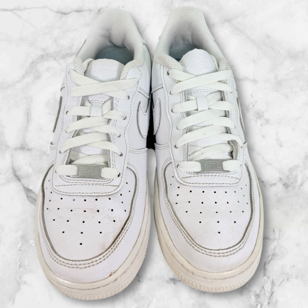 Nike Air Force 1 size 7Y - Picture 2 of 7